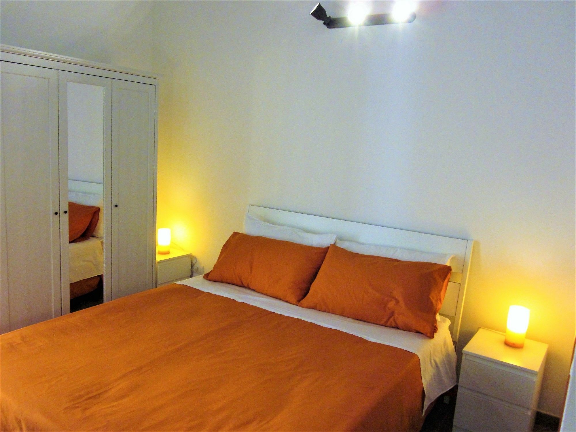 Icalderai Bed & Breakfast ปาแลร์โม ภายนอก รูปภาพ